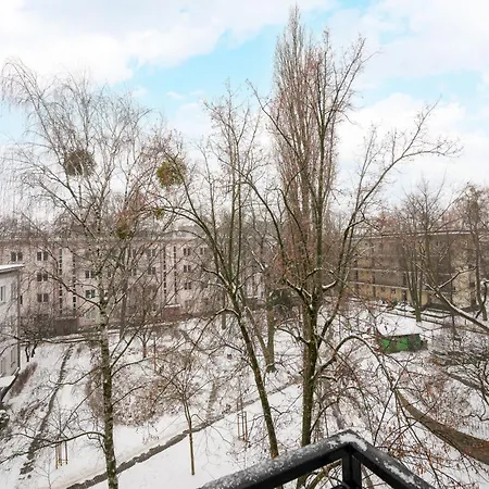 Old Town Comfort By Bookinghost